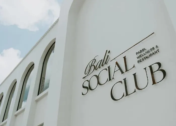2Br Pool | Free Gym & Sauna By Bali Social Club 别墅 坎古